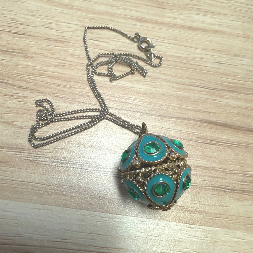 Vintage Gold Tone Orb Pendant Necklace Turquoise Enamel Emerald Green Rhinestone